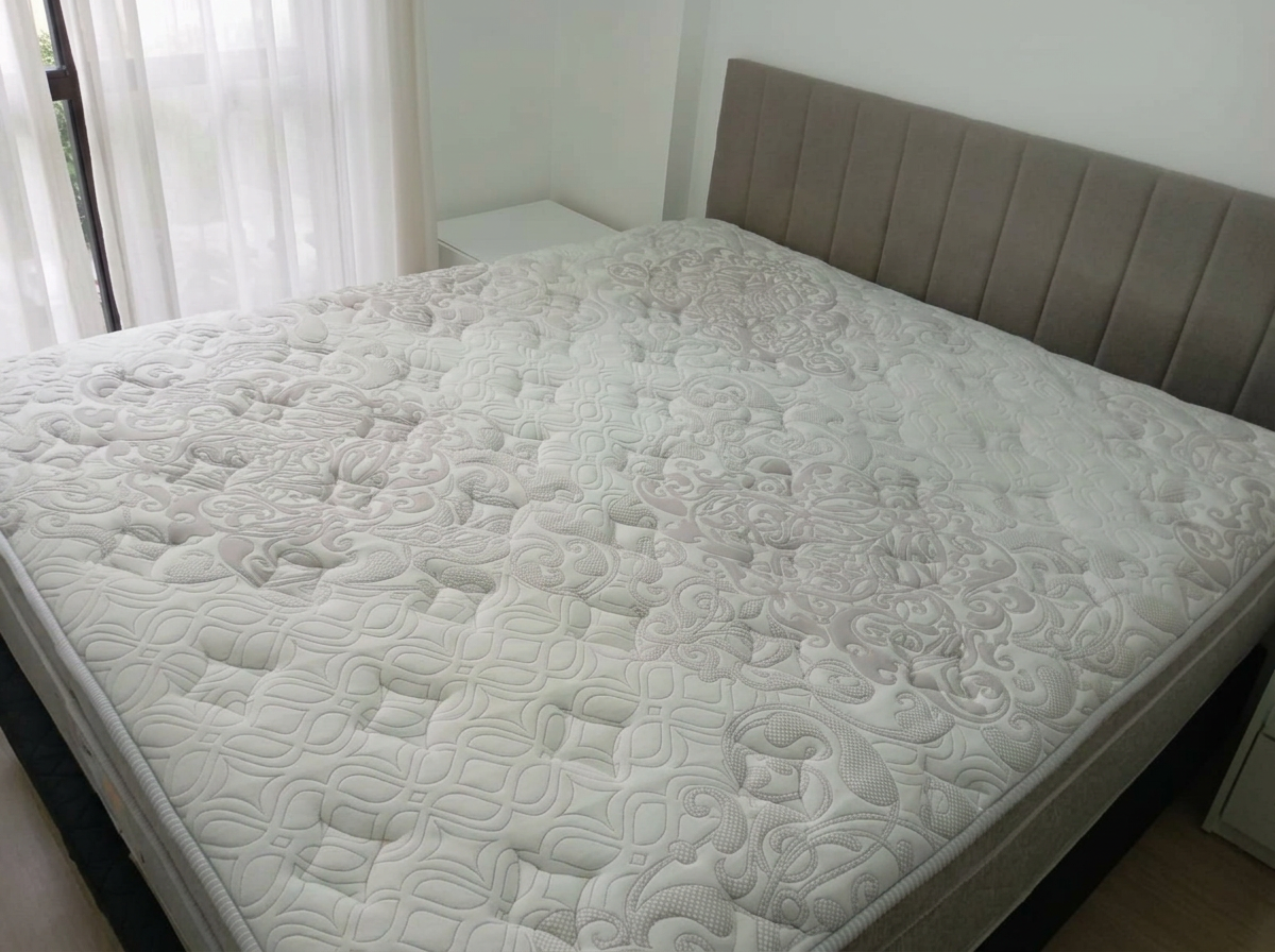 Depois - Colchão king size