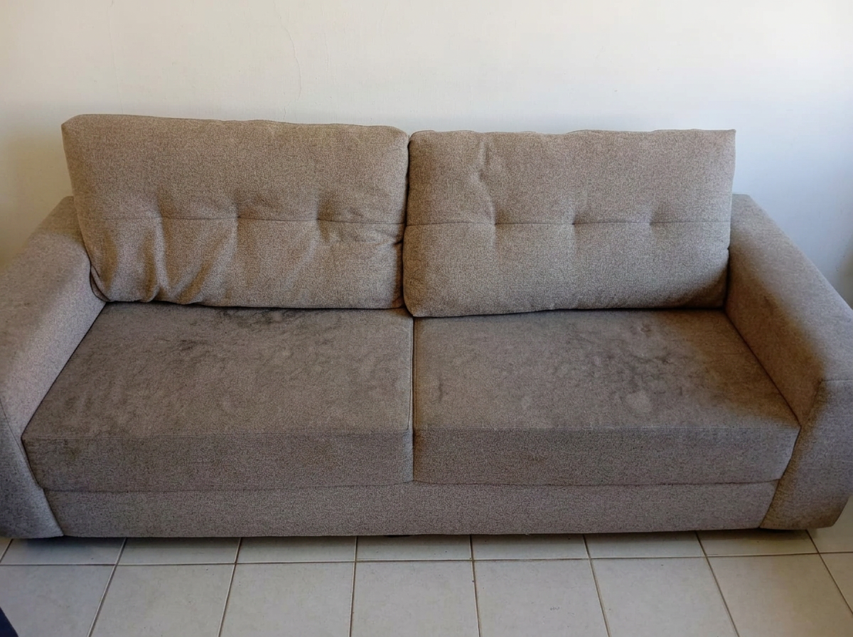 Antes - Sofá bege